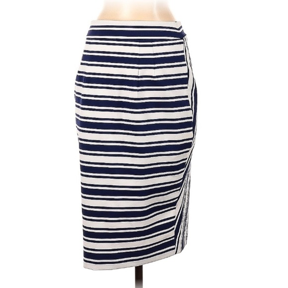 Express asymmetrical striped pencil skirt white & blue navy women’s size 4 - Picture 2 of 5